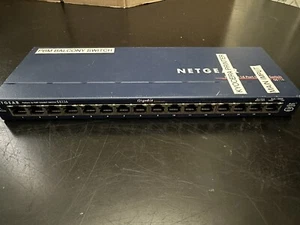NETGEAR ProSafe 16-Port Gigabit Switch (GS116) 2D - Picture 1 of 5