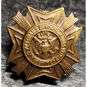 Veterans of Foreign Wars of The US Gold Lapel Pin - Screw on back - Picture 1 of 7