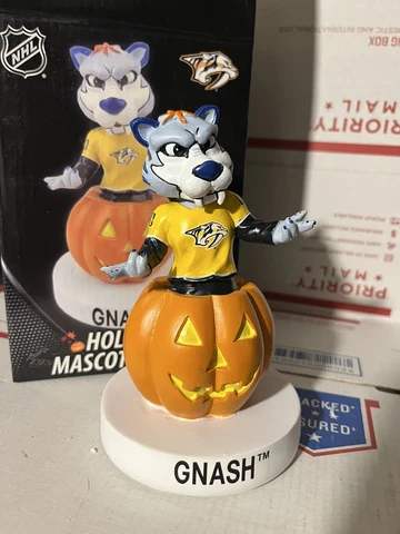 NHL Nashville Predators Gnash Mascot Bobblehead Pumpkin Halloween LIMITED TO 300 Cover