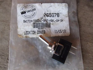 Taylor SPST Momentary ON ON Toggle Switch 065678 - Imagen 1 de 2