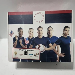 USA Womens National Soccer Team 2019 Collectors Box Set USWNT Players New - Bild 1 von 2