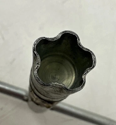 Tapacubos de rueda de alambre Chrysler Plymouth Dodge McGard cubierta bloqueo de llave Foto 1 de 4