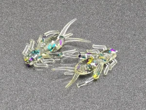 (32) Señuelo de plástico suave Mighty Cricket "Mardi Gras" Panfish Jig Crawfish .875" - Imagen 1 de 1