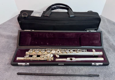 (LoteA1) Flauta Intermediária Yamaha YFL-362 Offset G, Pé B com Estojo e Bolsa - Imagem 1 de 4