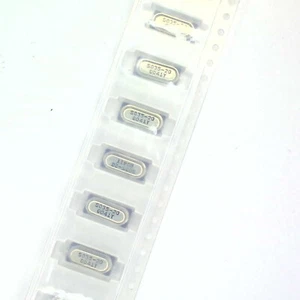 5x 3.579545 MHz SMD Quartz Crystal Resonator Oscillator SARONIX HC49/SM5H - Picture 1 of 4