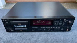 Sony DTC-57ES DAT-Recorder, schwarz, sehr guter Zustand, Garantie bis 01.2026 - Bild 1 von 5