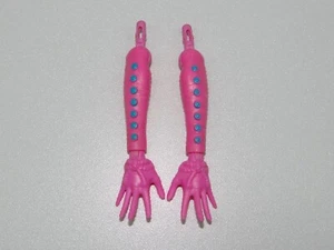 Monster High Replacement Draculaura Shriekwrecked Pink Arms Hands Left Right G2 - Picture 1 of 2