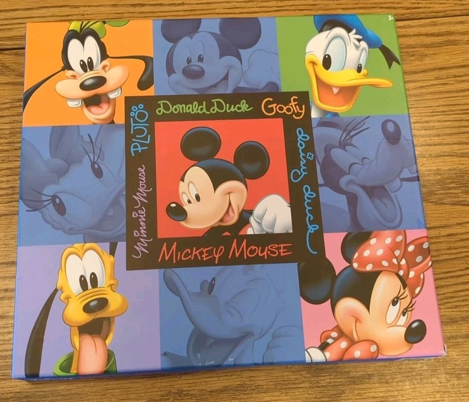 Álbum de recortes de Disney Mickey Mouse & Friends 12x12 Sandy Lion DCSBA6 Foto 1 de 4
