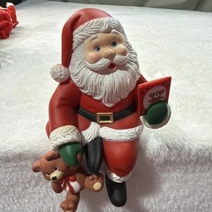 Vintage BABBO NATALE plastica PORTA CALZE cappotto appendiabiti gancio mensola sitter - Foto 1 di 4