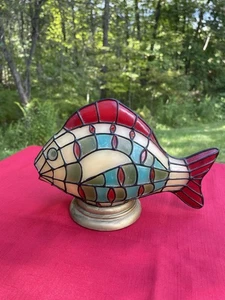 Tiffany Stil Buntglas Fisch Akzent Lampe Nacht/Kunststoff/9" lang 6" HOCH - Bild 1 von 8