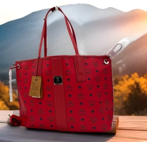 AUTH NWT MCM Liz Reversible Visetos Medium Coated Canvas Tote In Candy Red - Picture 1 of 22
