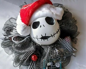 NIGHTMARE BEFORE CHRISTMAS SANTA JACK SKELINGTON LEUCHTENDER MUSIKALISCHER KRANZ Excusiv - Bild 1 von 8