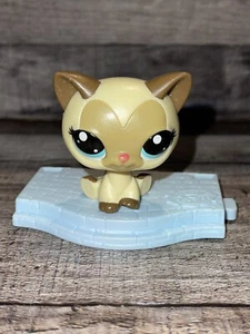 2015 MCDONALDS TOY LITTLEST PET SHOP LPS SIAMESE CAT BOBBLE HEAD SCOUT KERRY #4 - Picture 1 of 3