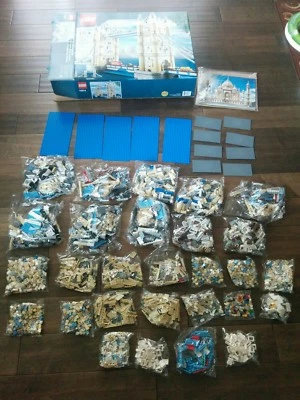 Lego 10214 Tower Bridge. Caja abierta. ¡La caja no está incluida! Foto 1 de 3