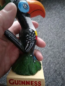 ๐ NEW Beautifully Made Guinness Toucan Holding hisBottle Hand Painted Cast Iron - Picture 1 of 6