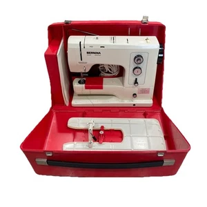 Bernina 830 Record Sewing Machine with Case, Table, Pedal, Accessories, Manual - Picture 1 of 19