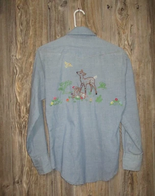 Camisa vintage anos 60 anos 70 Sears Western Wear bordada cambraia pérola snap veado - Imagem 1 de 4