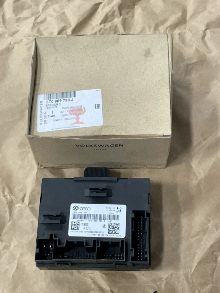New Genuine OE VW Body Control Module Junction Box 8t0959793j 8t0959793d - Image 1 of 1
