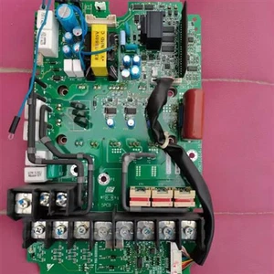 Yaskawa ETP712482 YPHT31614-1B usato 1 pezzo consegna veloce - Foto 1 di 3