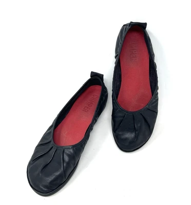 Sapato plano de balé feminino Camper Right Nina 40 couro preto bailarina franzido - Imagem 1 de 4
