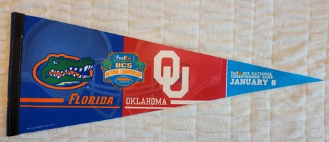 Florida Gators vs Oklahoma Sooners BCS National Championship 2009 Pennant UF OU Cover