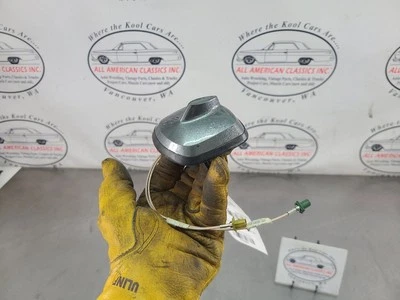 Conjunto de antena de radio Cadillac XLR 2004 gris aleta de tiburón - OEM Foto 1 de 4