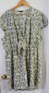 Shein Curve Women's Short Romper White Daisy Floral Size 4XL - Picture 1 of 7
