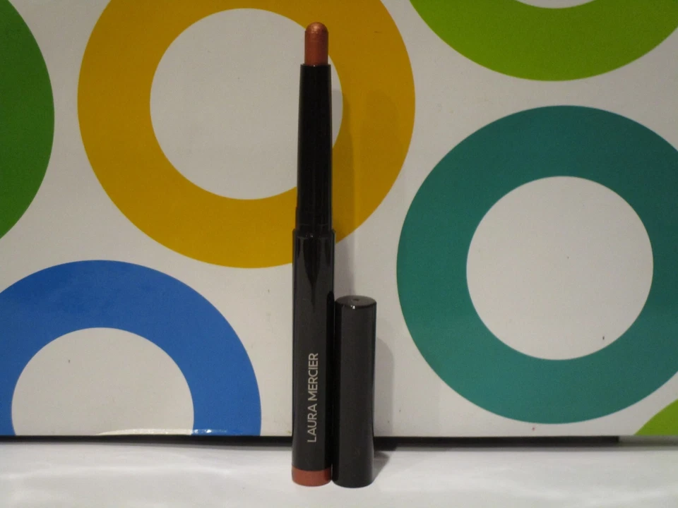 LAURA MERCIER ~ PALO DE CAVIAR COLOR DE OJOS ~ ARENA DEL DESIERTO ~ 0,05 OZ Foto 1 de 1