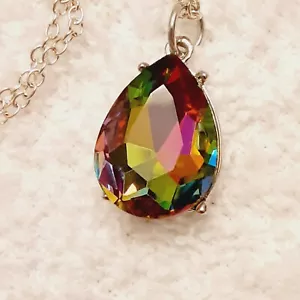 Regenbogen der Farben Lucite Anhänger Halskette Träne Silber Kette 24" funkelt - Bild 1 von 7