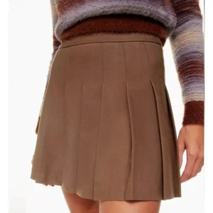 Aritzia Sunday Best Pleated Mini Skirt Brown Preppy Academia 8 - Picture 1 of 5