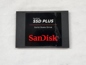 Unità a stato solido interna SanDisk SDSSDA-240G 240 GB 6 Gbps 2,5"" SATA - Foto 1 di 2