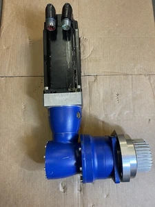 Allen Bradley MPL-B430P-SJ74AA + WITTENSTEIN SPK+ 100S-MF2-16 - 1E1-1K01 (ref 5) - Imagen 1 de 4