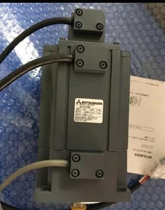 1 STCK. MITSUBISHI AC SERVOMOTOR HA-FF63 HAFF63 NEU KOSTENLOSER BESCHLEUNIGTER VERSAND - Bild 1 von 1