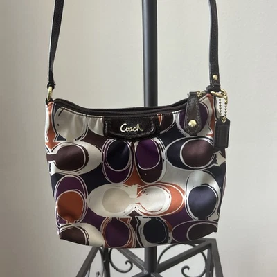 Authentic Coach Y2K Ashley Classic C Scarf Print Hippie Shoulder Bag Tote F20016 - Image 1 of 4