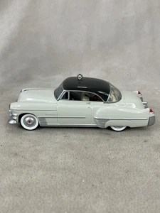 Hallmark Keepsake Ornamento di una Cadillac Coupe de Ville 1949 - Foto 1 di 9