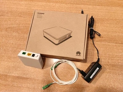 Echolife HG8010H gpon Huawei optical network ONT convertitore Fibra ottica - LAN - Immagine 1 di 3