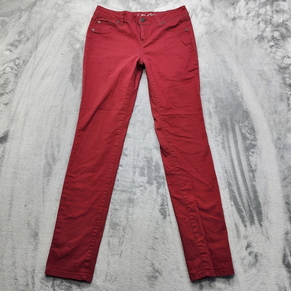 Pantalones de mezclilla INC para mujer 6 rojos tiro bajo pierna ajustada calce regular elástico denim informal Foto 1 de 4