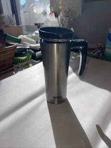 Thermos 16 oz. Vacuum Insulated Stainless Steel Travel Mug - Silver - Picture 1 of 6