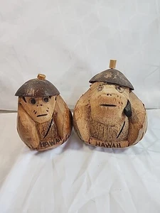 Pair Of Vintage Hawaii Hand Carved Coconut Monkey Coin Bank Hand Made Souvenir - Picture 1 of 6
