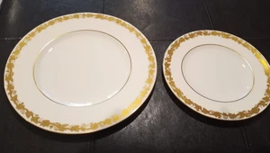 2 Wedgwood WHITEHALL White & Gold Leaves Dinner 10 3/4" & 8" Salad Plate (62A) - Picture 1 of 7