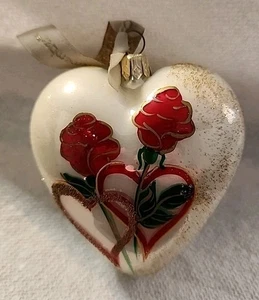 Moments To Remember Ornament in Herzform mit Rosen - Bild 1 von 3