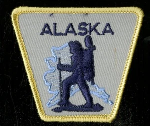 Vintage bestickter Aufnäher ALASKA LANGLAUFSKIFAHRER RUCKSACK 3" x 2,75" Neu aus altem Lagerbestand - Bild 1 von 2