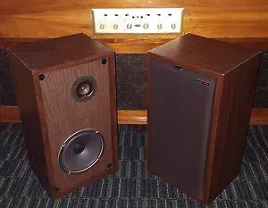 AAL STUDIO SERIES STEREO SPEAKERS VINTAGE 1972 AMERICAN ACOUSTIC LABS - Picture 1 of 8