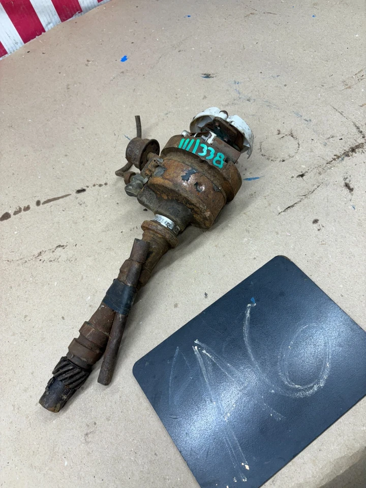 РАННИЕ SBC BBC ЖЕЛЕЗО ТОЧКИ ЗАЖИГАНИЯ ГОЛОВОКРУЖЕНИЕ РАСПРЕДЕЛИТЕЛЬ 1111338 283 327 BEL AIR IMP - Изображение 1 из 4