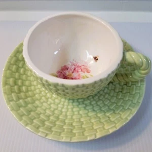Marjolein Bastin Sello Cuaderno de bocetos de la naturaleza Taza de té y platillo verde floral abeja - Imagen 1 de 10