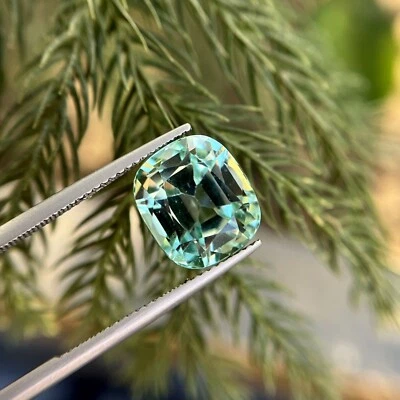 Top Green Kunzite 11mm Cushion Cut loose gemstone 8.4ct Origin  Afghanistan. - Image 1 of 4