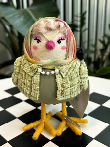 2024 Target Featherly Friends - Summer Pride Bird - Filmstar - Bild 1 von 6