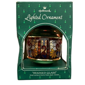 1984 Hallmark Lighted Stained Glass Plug In Bulb Ornament In Original Box - Picture 1 of 9