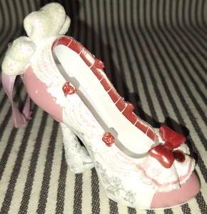 DISNEY PARKS MARY POPPINS w/PARROT UMBRELLA RUNWAY HIGH HEEL SHOE ORNAMENT Read - Picture 1 of 12