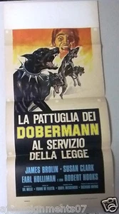 Póster de la película italiana de LA PATTUGLIA DEI DOBERMANN AL SERVICIO DE LA años 70 - Imagen 1 de 1